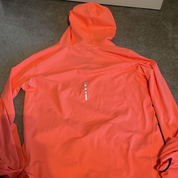 Nike running hoodie - Picture 3 of 3